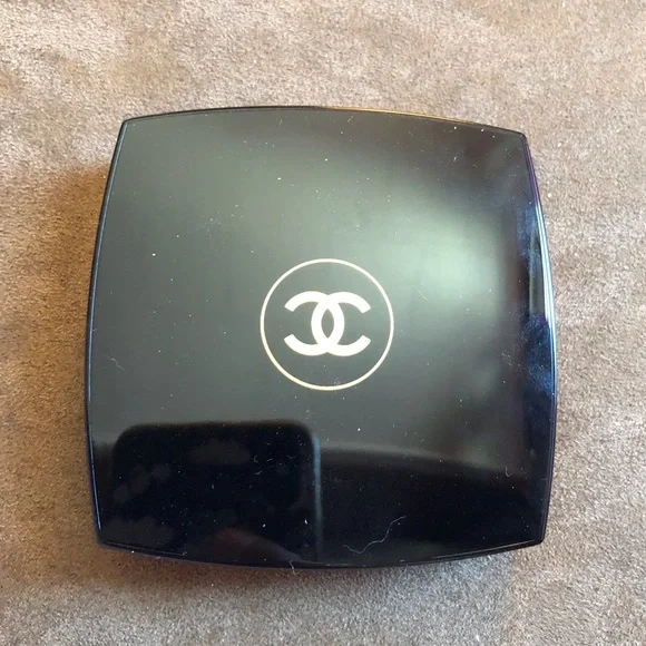Chanel Eclat Magnetique De Chanel Highlighter Metal Peach EUC - Picture 4 of 10